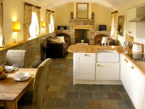 Cottage | Interior