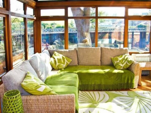 Cottage | Interior