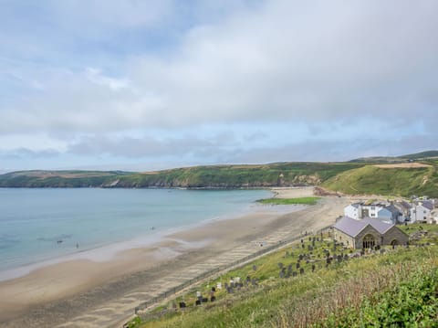 Cottage | Beach | On the beach