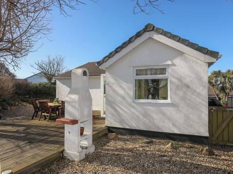 Cottage | Outdoor dining