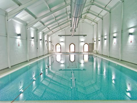 Cottage | Pool | Indoor pool
