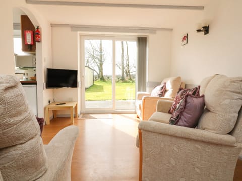 Cottage | Living room | TV