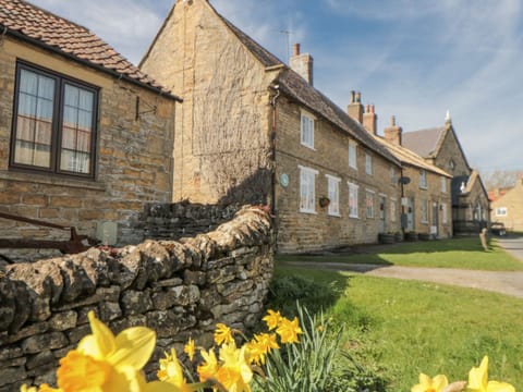 Cottage | Property grounds