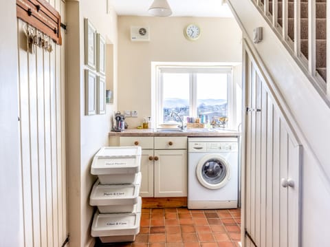 Cottage | Laundry