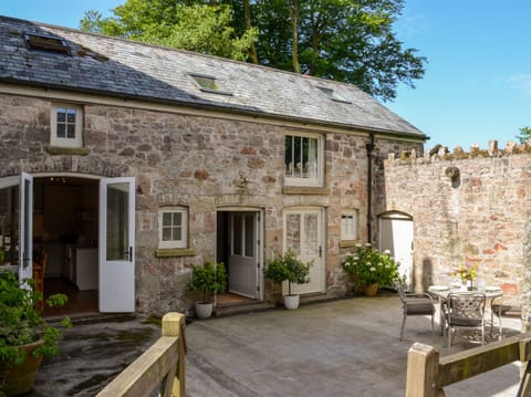 Cottage | Front of property