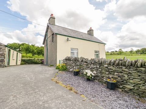Cottage | Front of property