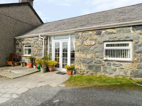 Cottage | Exterior