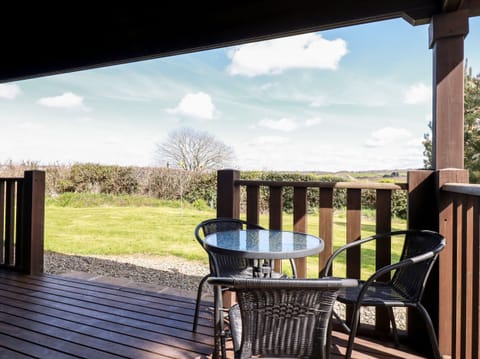 Cottage | Balcony