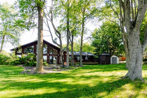 Lakeside View of the home!