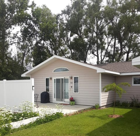 Guest entrance and patio