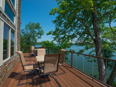 Imagine waking up to this in the Morning......Breathtaking, natural beauty!