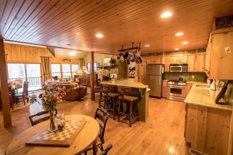 5ebb5046 7189 414e bbf8 0c832e44ef56