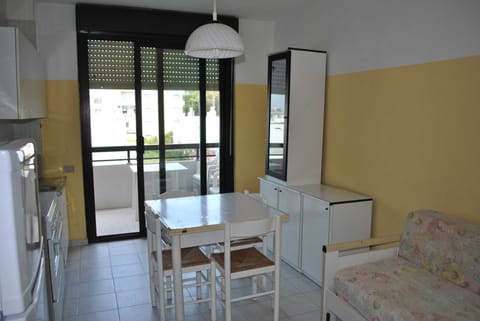 Apartment, 2 Bedrooms (for 6 people) | Private kitchen | Coffee/tea maker