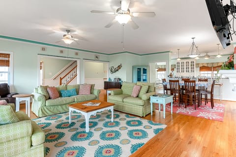 Open concept main floor. Perfect for family time when not on the beach.