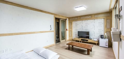 Double Room (Ondol) | Free WiFi