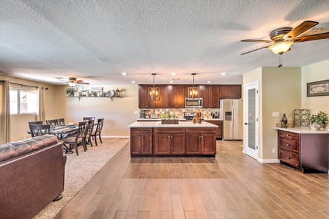 Lake Havasu City Vacation Rental | 4BR | 2BA | 1,893 Sq Ft | Step-Free Access