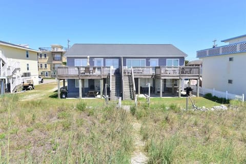 STUNNING DIRECT OCEANFRONT House