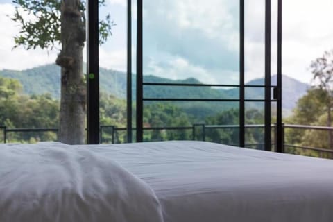 Tree House Terrace | Blackout drapes, free WiFi