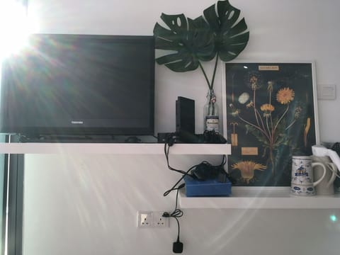 HDMI Cable , Tv Cable, USE Cable, Universal adapter ready 
