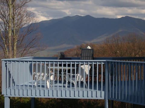 ONCE IN A LIFE TIME VIEW!!!
Night view of city lights!