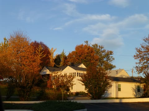 Church Street Cottage in the Fall