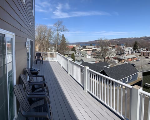 Deck View