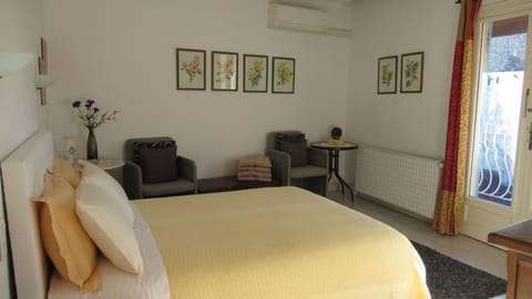 Large second bedroom with door to balcony