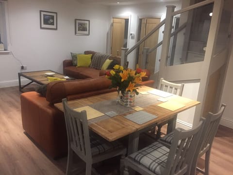 Kitchen/ Dinner