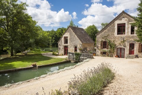 Rix mill overlooking the mill stream the lake and the river