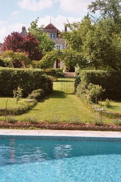 The house from the swimmingpool