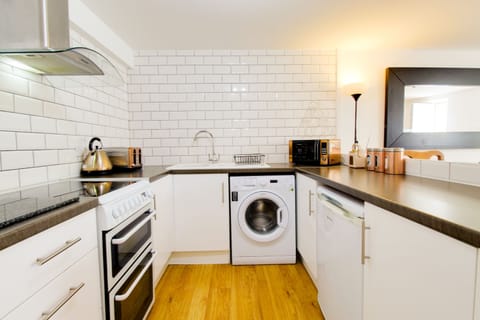 Fridge, microwave, cookware/dishes/utensils, freezer