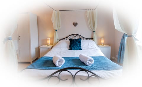 1 bedroom, iron/ironing board, travel crib, WiFi