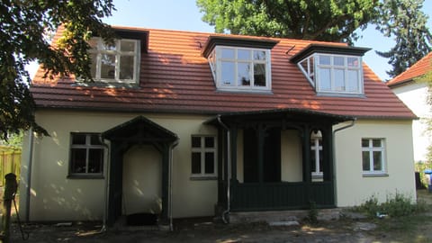 The view from the back garden the app. is 1st floor