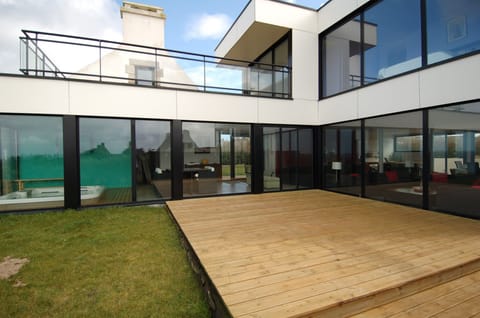 Volumes and perspectives