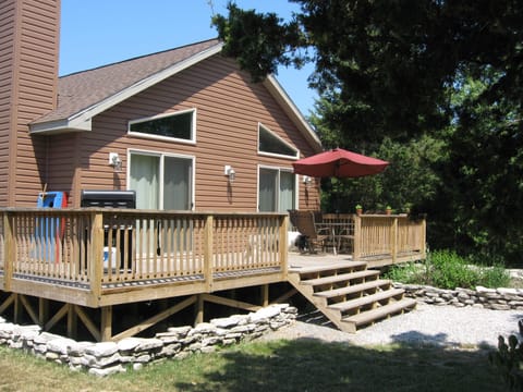 The Cedar Cottage - Kelleys Island