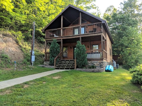 Pick your relaxation zone.  Inside the cabin, outside or take the kayaks out.