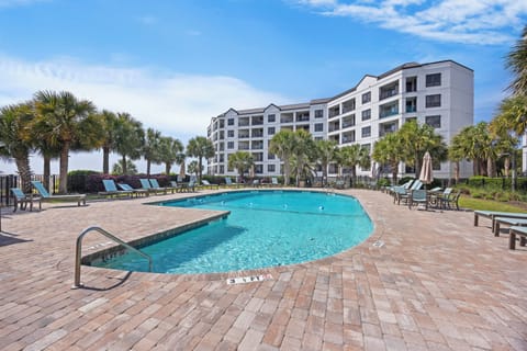 Summer House Community Pool
