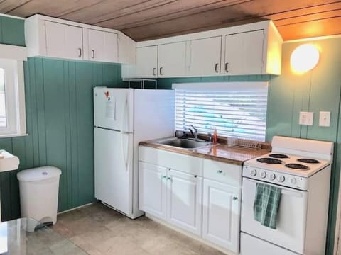 Eec4e1ee 6048 4d70 adfd 320bd60f6b10