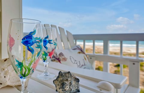 Ocean front, top floor (elevator in bldg.), beautifully updated 3/2 condo. 