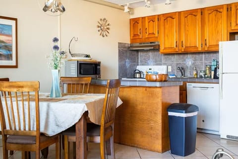 Kitchen and Dining area.