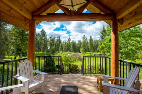 Sip your morning coffee or evening wine the front porch and enjoy the wildlife.
