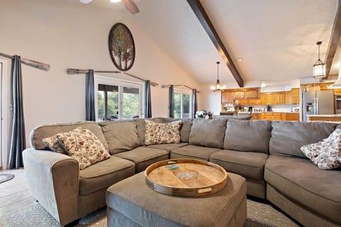 Common Area Upstairs