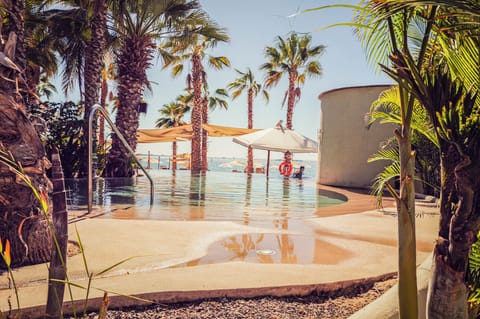 PUERTO BEACH CLUB