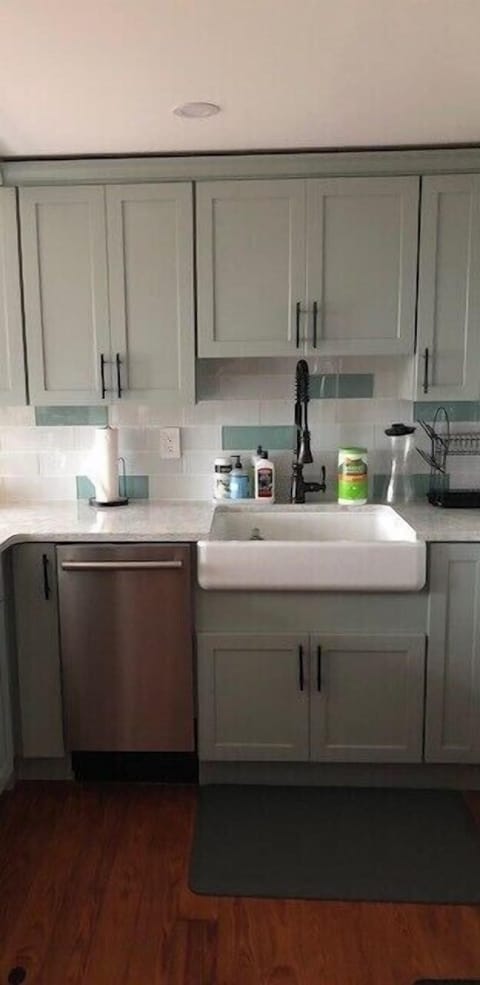 Middle kitchen - renovated 2022.