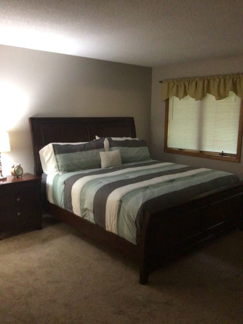 Master with king bed