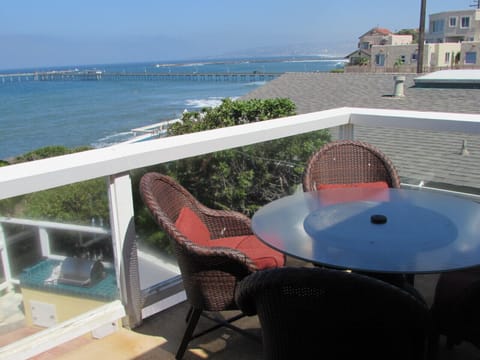 Dine al fresco....it doesn't get ANY BETTER than THIS!!!