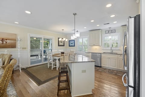 Fully Equipped Kitchen and Dining Area