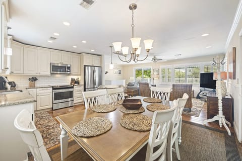 Fully Equipped Kitchen and Dining Area