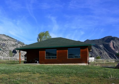 The Eagles Nest at Yellowstone (686983). 