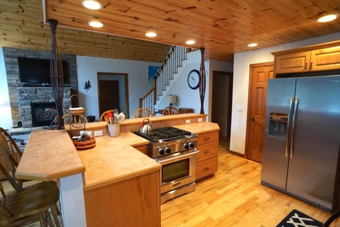 Luxuriously appointed kitchen